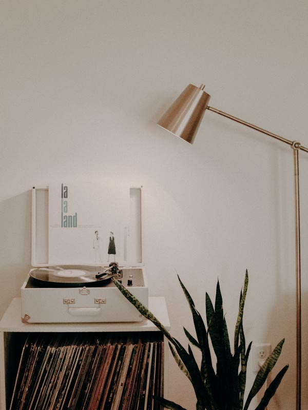 type="image/jpeg" width="600" height="800" Service